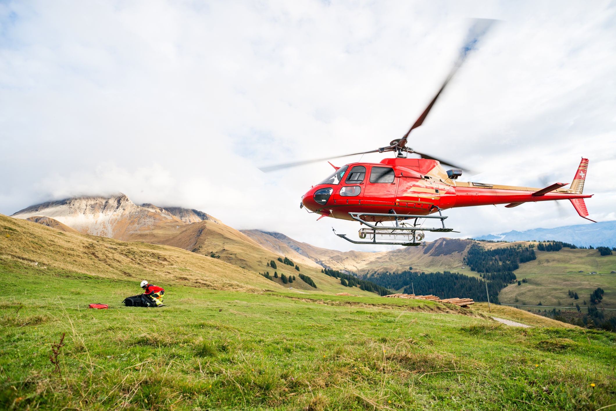 Rettungshubschrauber einer Hilfsorganisation 